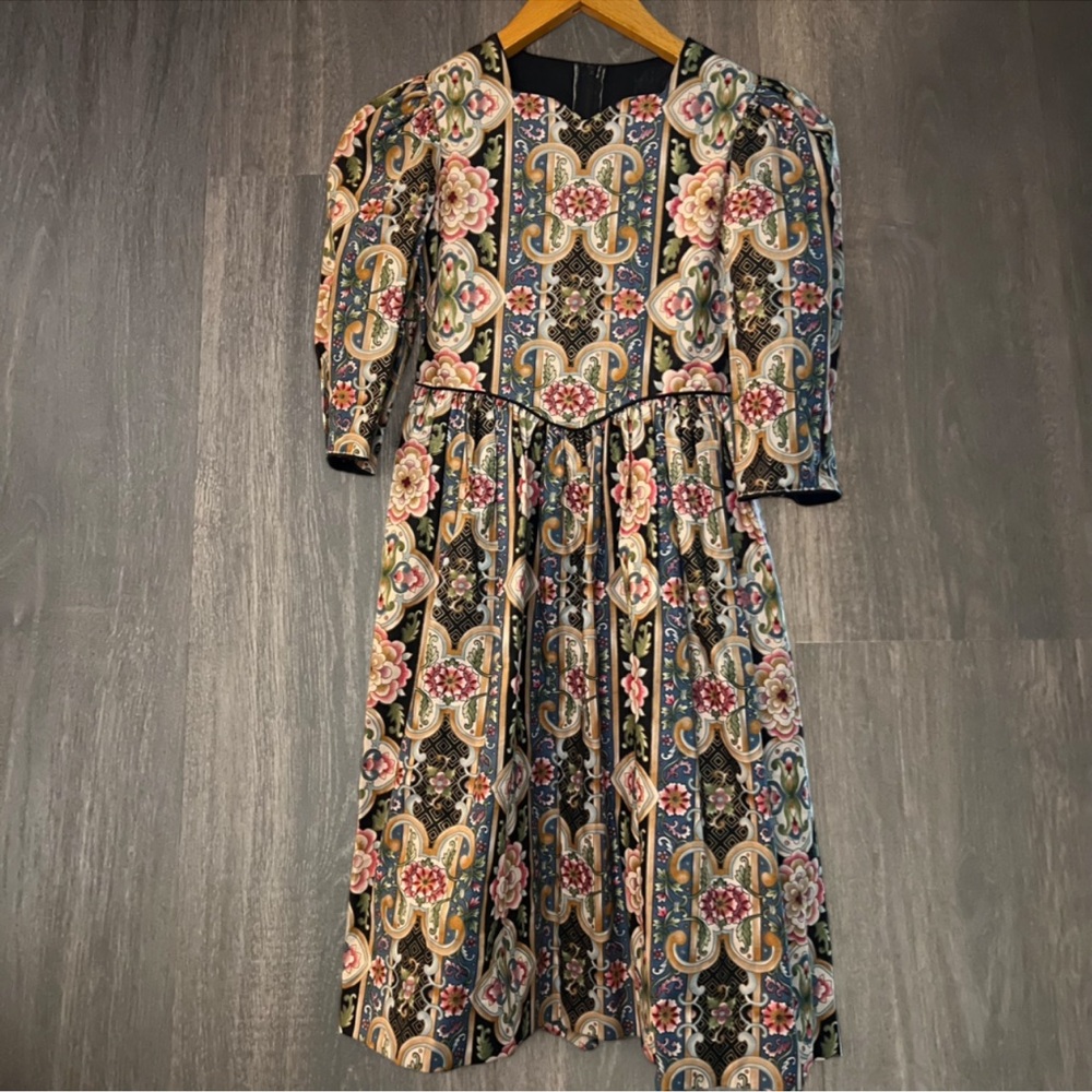 Ruth of Carolina Girls Floral Dress Cotton Size 8 Made USA